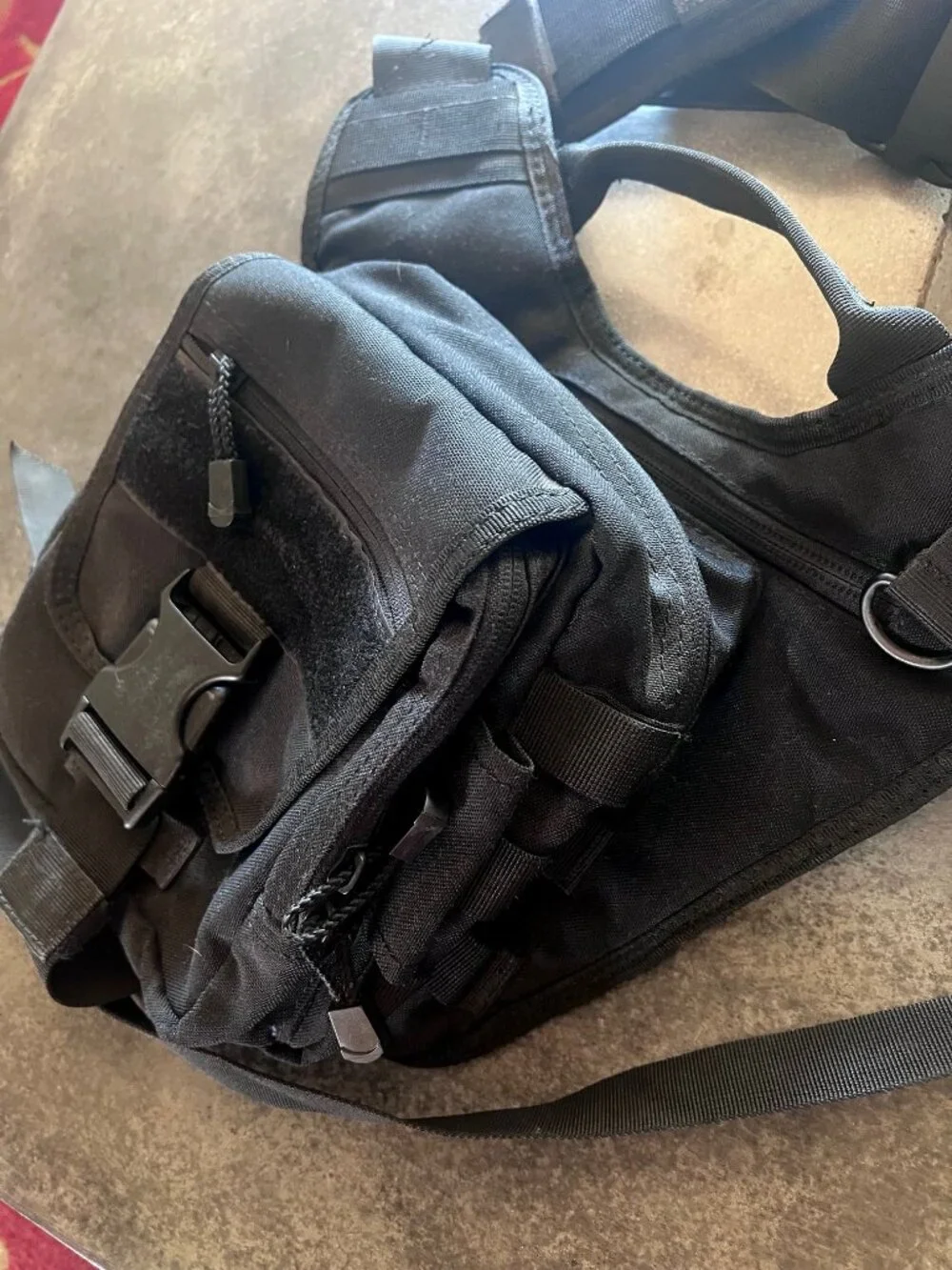 Condor EDC Bag | Black Crossbody Shoulder Sling